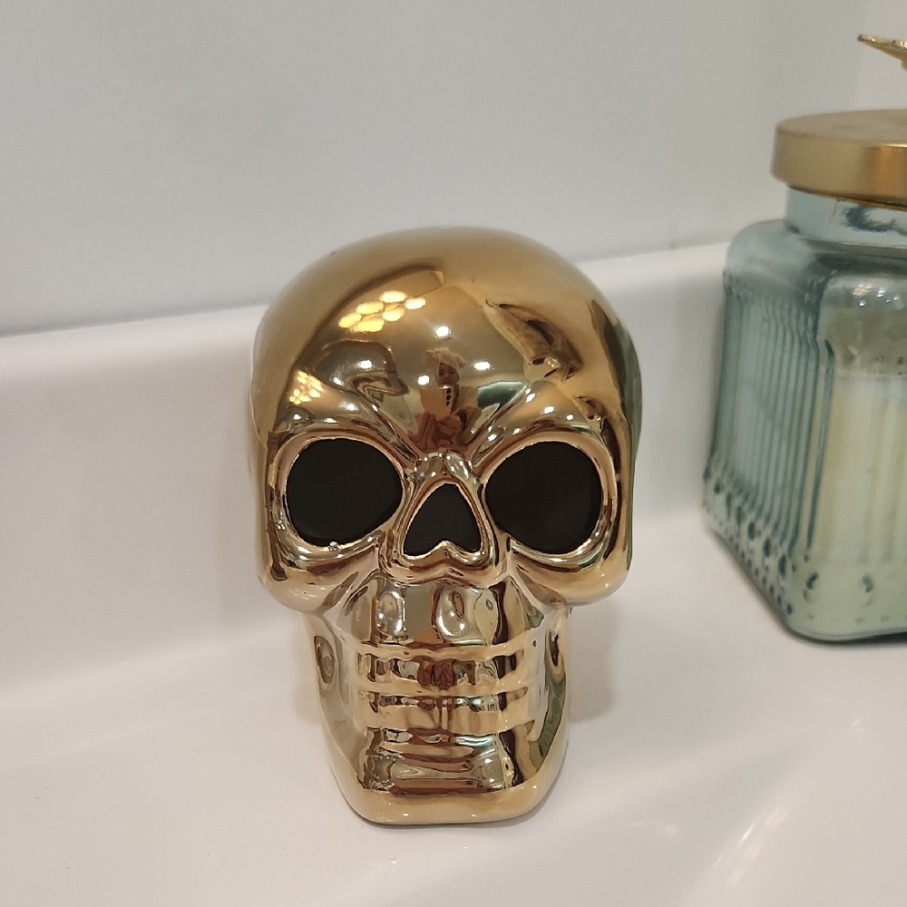 Gold Skull Decor Accent